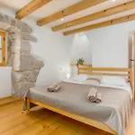 Case de vacanță Rustic Holiday House Harmonie With Private Pool And Large Garden - Kapovci, Island Krk *