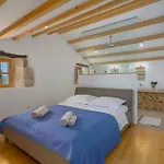 Rustic Holiday House Harmonie With Private Pool And Large Garden - Kapovci, Island Krk