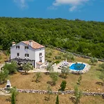 Rustic Holiday House Harmonie With Private Pool And Large Garden - Kapovci, Island Krk Nyaraló *