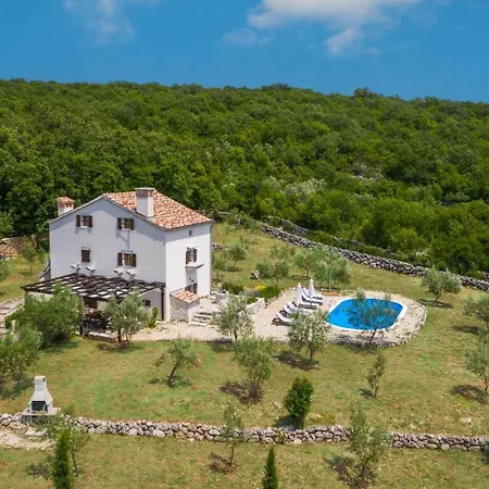 Rustic House Harmonie With Private Pool And Large Garden - Kapovci, Island Krk