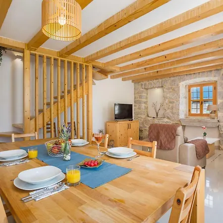 別荘 Rustic House Harmonie With Private Pool And Large Garden - Kapovci, Island Krk *