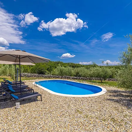 Rustic House Harmonie With Private Pool And Large Garden - Kapovci, Island Krk