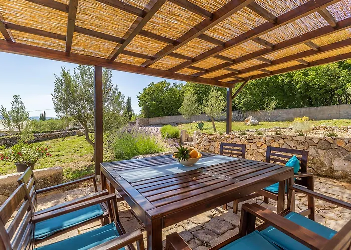 Rustic Holiday House Harmonie With Private Pool And Large Garden - Kapovci, Island Krk * Brusici