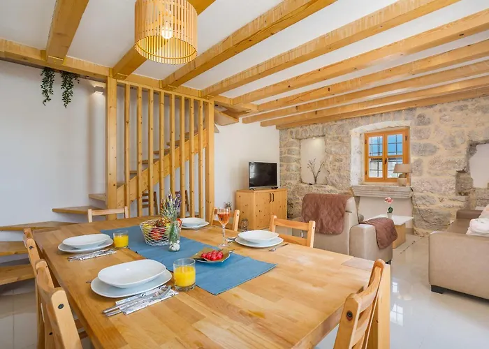 Holiday home Rustic Holiday House Harmonie With Private Pool And Large Garden - Kapovci, Island Krk *