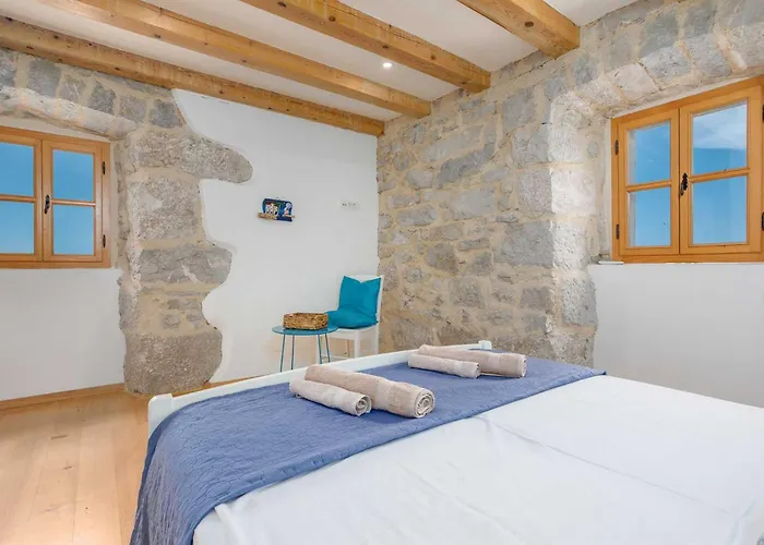 Rustic Holiday House Harmonie With Private Pool And Large Garden - Kapovci, Island Krk Holiday home