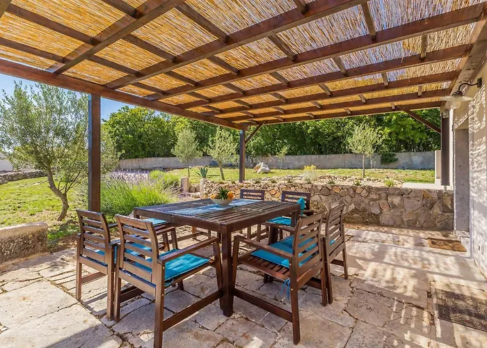 Rustic Holiday House Harmonie With Private Pool And Large Garden - Kapovci, Island Krk Brusici