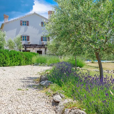 Rustic House Harmonie With Private Pool And Large Garden - Kapovci, Island Krk Сasa de vacaciones *
